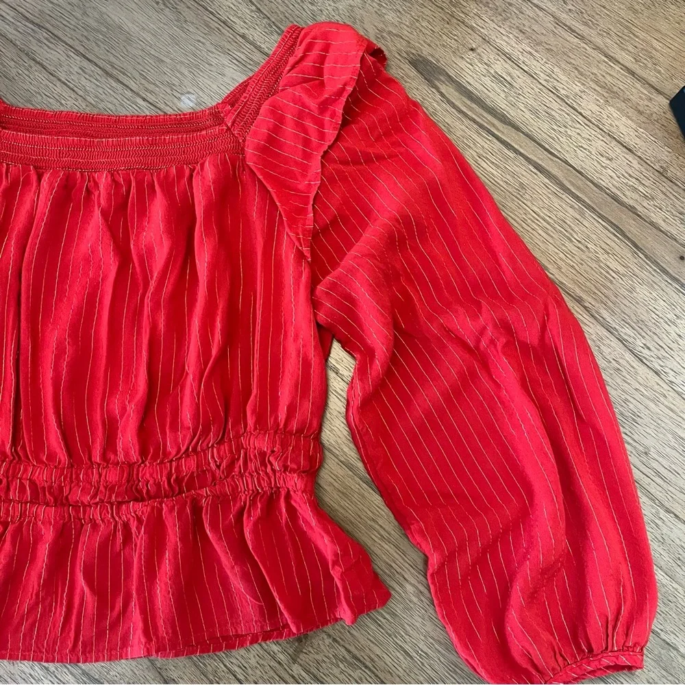 Universal Thread Women’s Red Long Sleeve Blouse with Ruffle Detail Size Medium - Picture 3 of 8